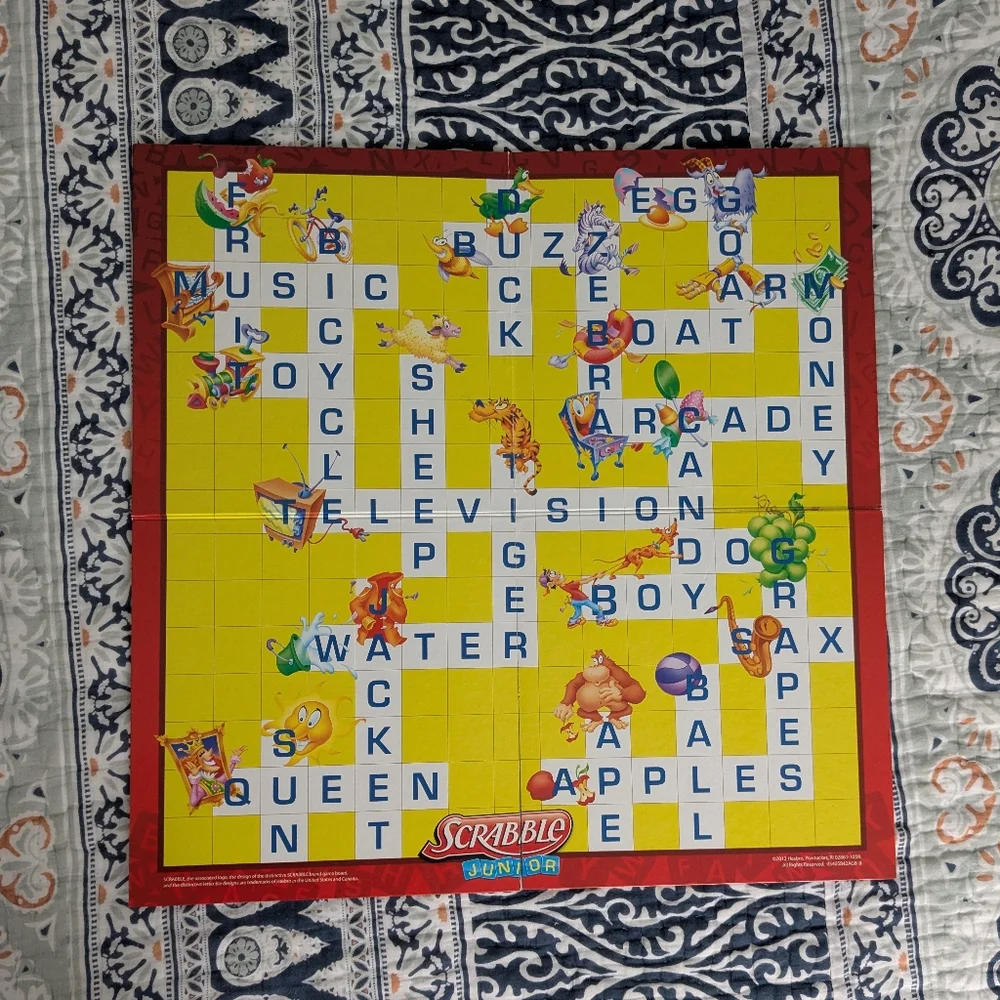 ⭐ Scrabble Junior Double-sided Board Game